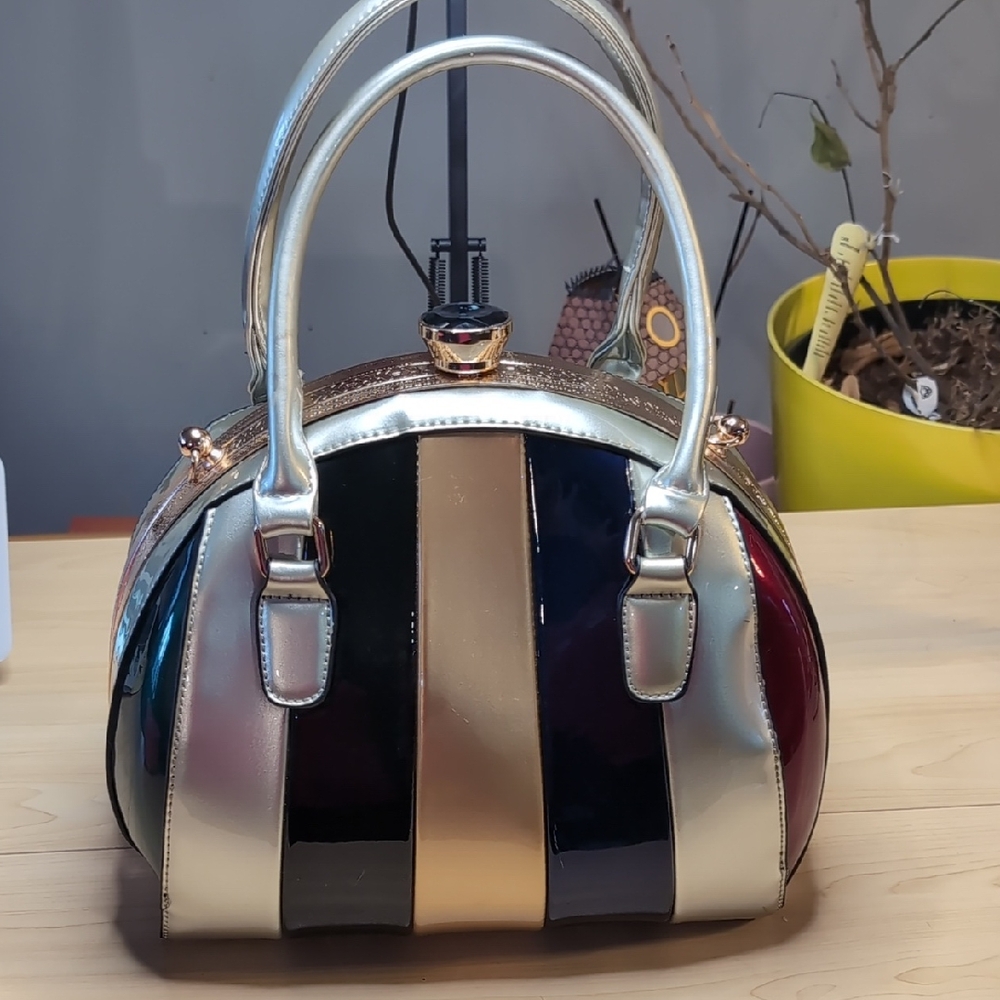 Elegant Multicolor Handbag